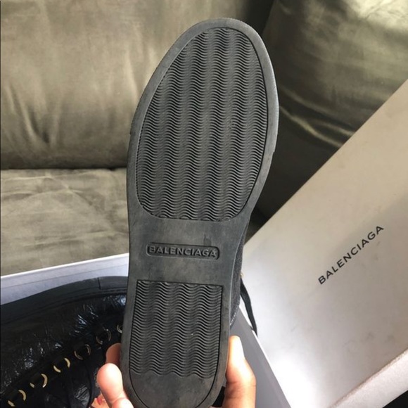 Balenciagas arenas worn 1 time for prom - Picture 6 of 8